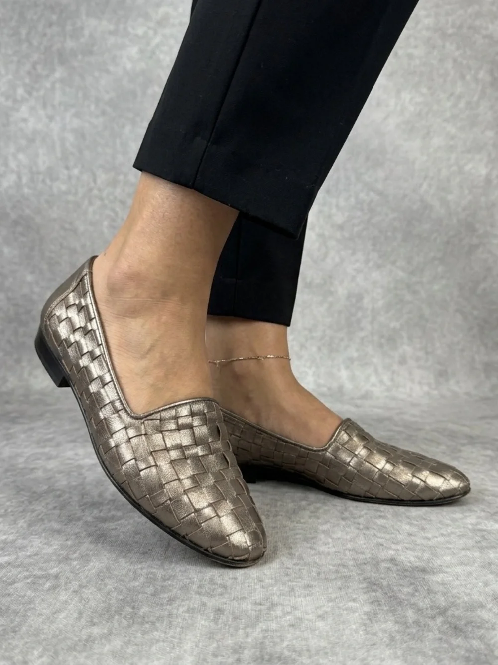 Amalfi Italy Metallic Genuine Woven Leather Flat Loafers Preppy Women’s 8.5 AAAA